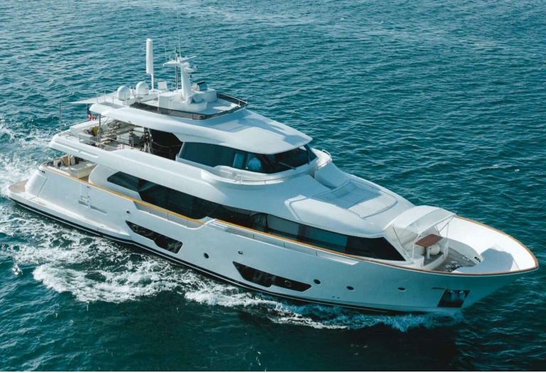 94FT Ferretti 10 GUEST