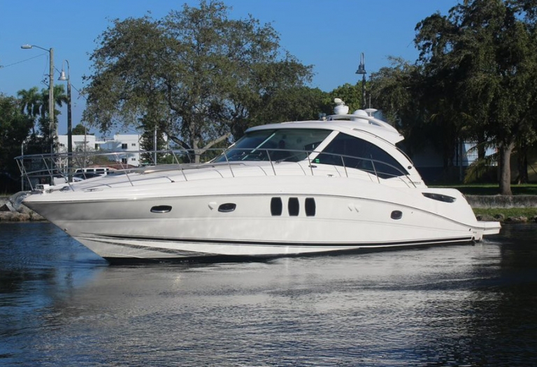 52FT SEA RAY 13 GUEST 