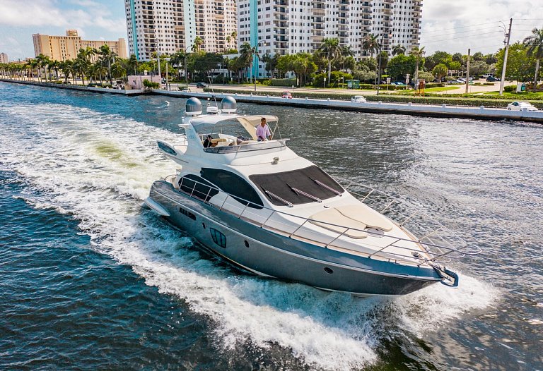 60 Azimut 13 Guest