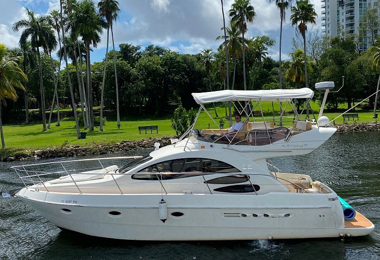 40' Azimut