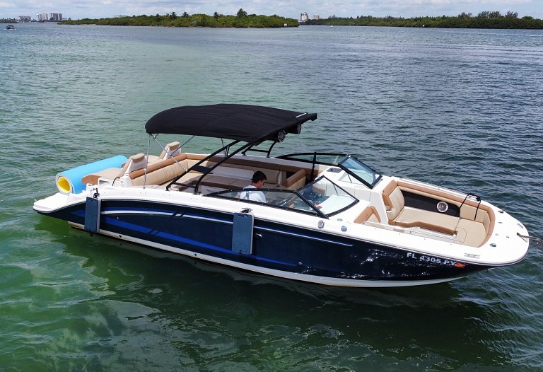30' Sea Ray 10 Guest